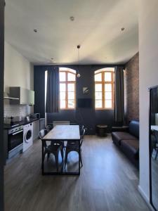 Appartements Lovely space TVG Parking : Appartement 1 Chambre