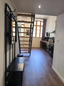 Appartements Bel appart proche gare TGV : Appartement 1 Chambre