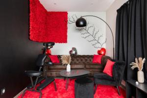 Beige Hospitalité - Ruby - Love Room - Netflix