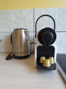 Stella Studio cosy proche tram - Parking