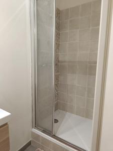 Appartements Stella Studio cosy proche tram - Parking : photos des chambres