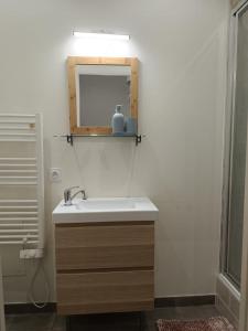 Appartements Stella Studio cosy proche tram - Parking : photos des chambres