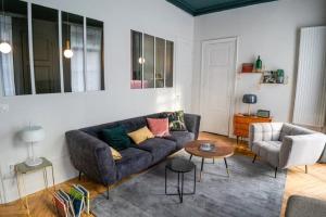 Appartements Beige Hospitalite - Romy - hypercentre - 2 bedrooms - parking : photos des chambres