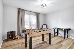 Sleeps 18 Family and Friends Vacation Home