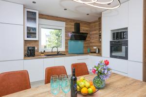 Apartments with parking space Vodice - 23894