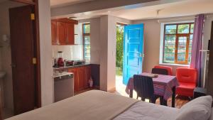 Relaxing small cottage in nature