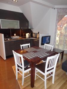 Apartament Lisi Jar