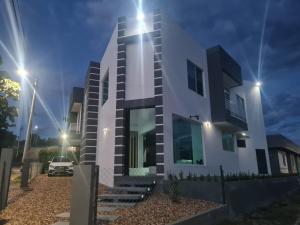 Villa Grecia casa quinta privada con piscina