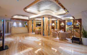 Winsuites Saigon Hotel