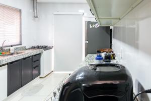 Loft 03 - Zona Sul Prox UMC, Pátio Vinhedos e Shopping