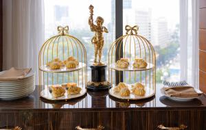 Winsuites Saigon Hotel