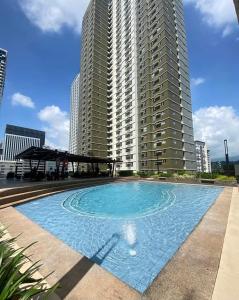 Avida Riala 1BR unit- IT Park Cebu with NETFLIX WiFi