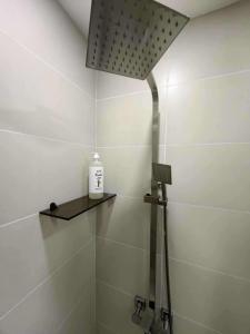 Brand new!! A City lights Studio at Congressional Ave - CTC 2