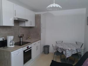 Studio confortable pour 3 personnes aux Verneys - FR-1-263-587