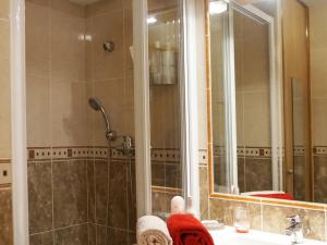 Appartement 3 pièces pour 6 pers. avec balcon et parking - FR-1-263-579