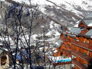 Appartement 3 pièces pour 6 pers. avec balcon et parking - FR-1-263-579