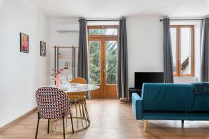 Appartements Beige Hospitalite - Telli Lumiere et balcon : photos des chambres