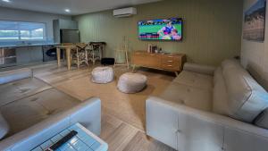 Just For 2 - A Fantastic Apartment - Perfect Coffin Bay Base For One or Two Guests