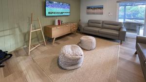 Just For 2 - A Fantastic Apartment - Perfect Coffin Bay Base For One or Two Guests