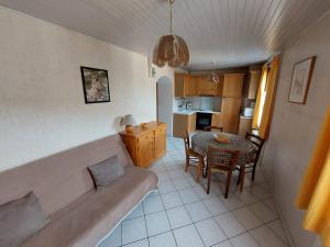 Grand 2 pièces pour 4 personnes, animaux admis - FR-1-263-613