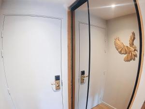 Studio rénové centre-ville Val-dIsère avec balcon - FR-1-518-167