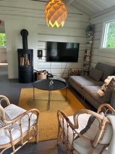 Cozy Retreat with Modern Charm