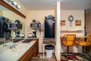 Sunset Trails Condo by SDC