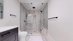 Lucky Mansion - a Luxury Villa in Fort Erie !