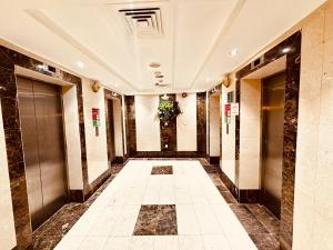 Dhakher Plaza Hotel - Free shuttle to and from the Haram