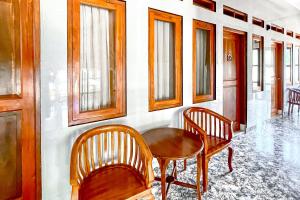 Urbanview Hotel Saikhwan Pantai Sayang Heulang Pameungpeuk Garut by RedDoorz