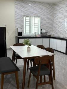 Lock homestay
