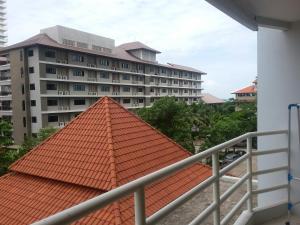 View Talay resort 5C condo 115B minimum stay 29 nights