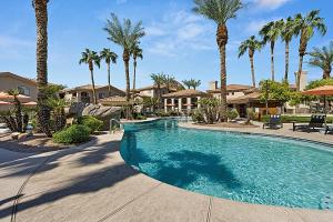 ASU & Mill Avenue Stay , Pool, Gym & Free Parking - 2041