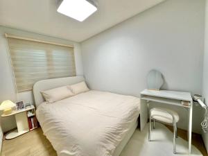 Gang Stay 3 Rooms for 6 Guests near Hwangnidan-gil Gyeongju