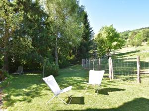 Holiday Home Vault-de-Lugny near Forest