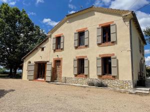 Villas Villa in Cazaubon with Private Pool : photos des chambres