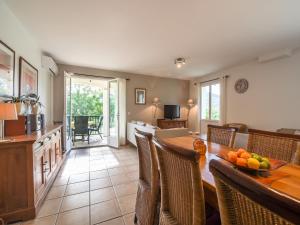 Villas Villa in Felines with Heated Pool : photos des chambres