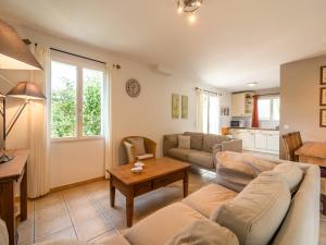 Villas Villa in Felines with Heated Pool : photos des chambres