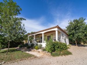Villas Villa in Felines with Heated Pool : photos des chambres