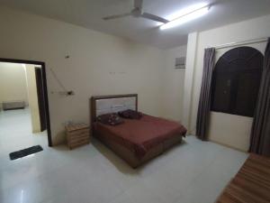 شقة غرفتين وصاله وسط صلاله - Two-bedroom apartment in the center of Salalah