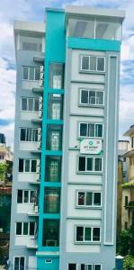 President Hotel Airport