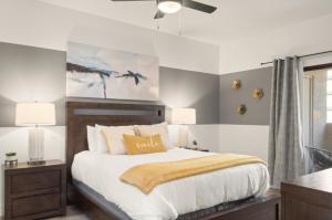 Scottsdale Stay , Steps from Westin Kierland, Pool & Parking- N390