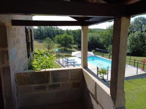 Maisons de vacances Holiday Home in Rueyres with Private Pool : photos des chambres