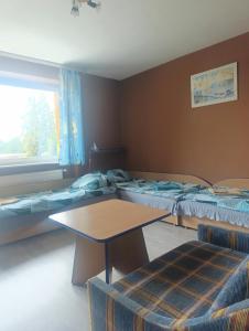 Ośrodek Szkoleniowo - Wypoczynkowy "Suchy Bór" HOSTEL