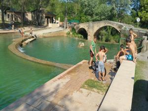 Villas Villa in Salernes with Pool and Scenic Views : photos des chambres