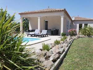 Villas Villa in Castelnau d'Aude with Heated Pool : photos des chambres