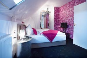 Ressmann`s Residence