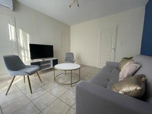 Appartements Bleu du Sud Clim 4 personnes Beziers Centre IUT : photos des chambres