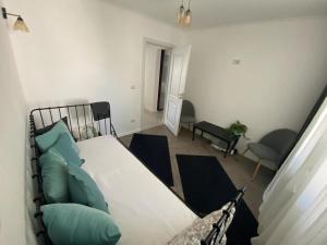 Quite and relaxing 2 bedroom and childroom