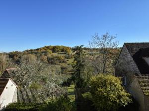 Maisons de vacances Castle in Montfaucon near Dordogne Canoeing : photos des chambres